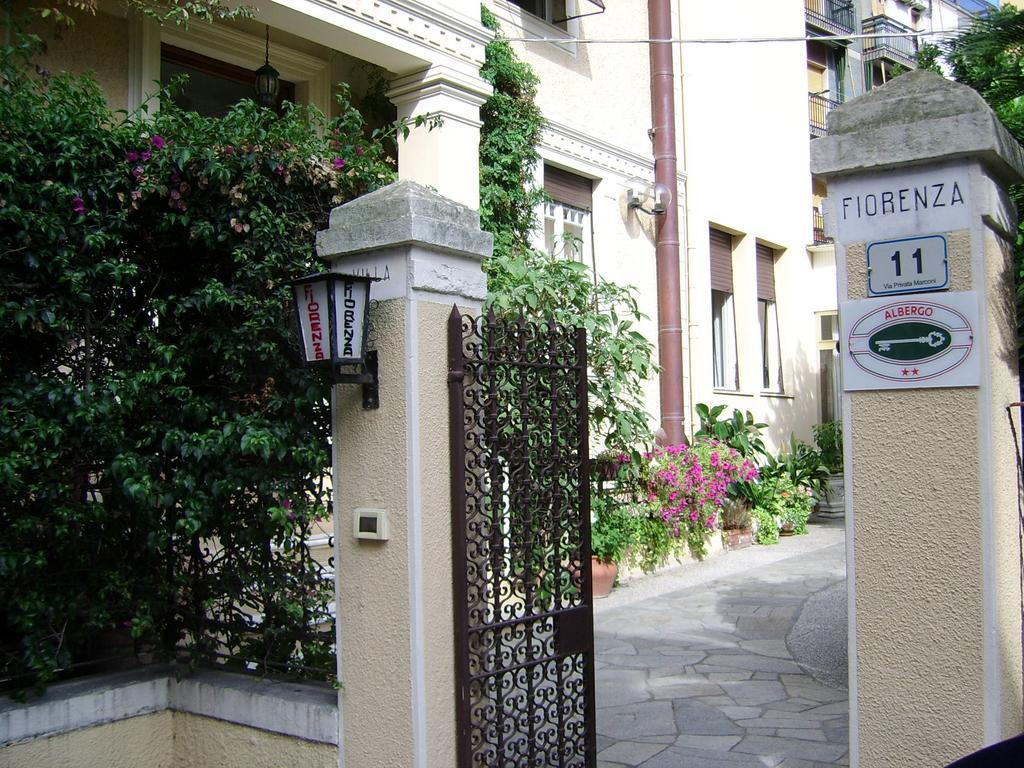 Albergo Fiorenza&Banksia Meublè Alassio Extérieur photo